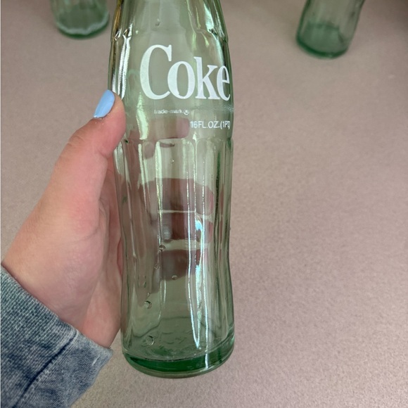 Vintage 1983 Coca Cola Coke 10 oz Green Glass Empty Bottle - Picture 5 of 6